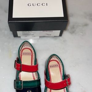Little girls Gucci dress shoes